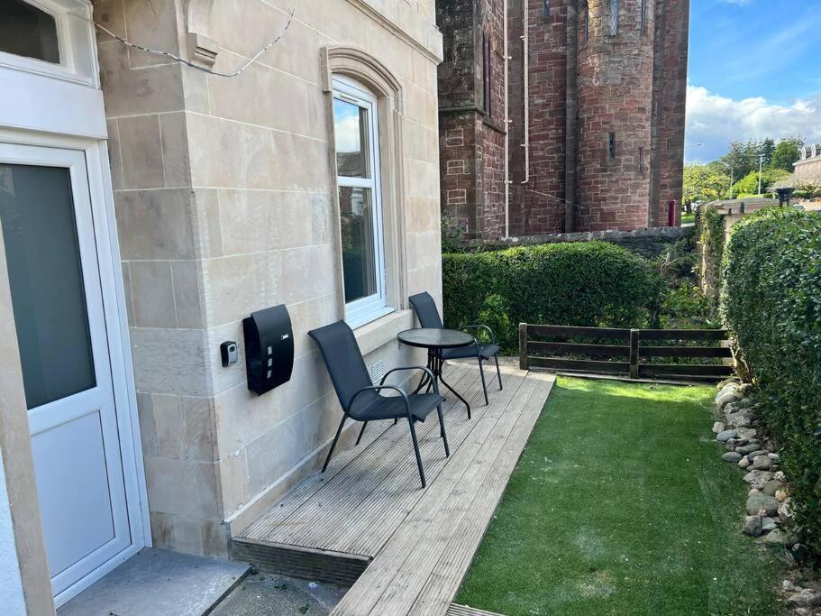 Number 79, Cosy Central Helensburgh 1 Bedroom, Ground Floor Pet Friendly, Garden Экстерьер фото